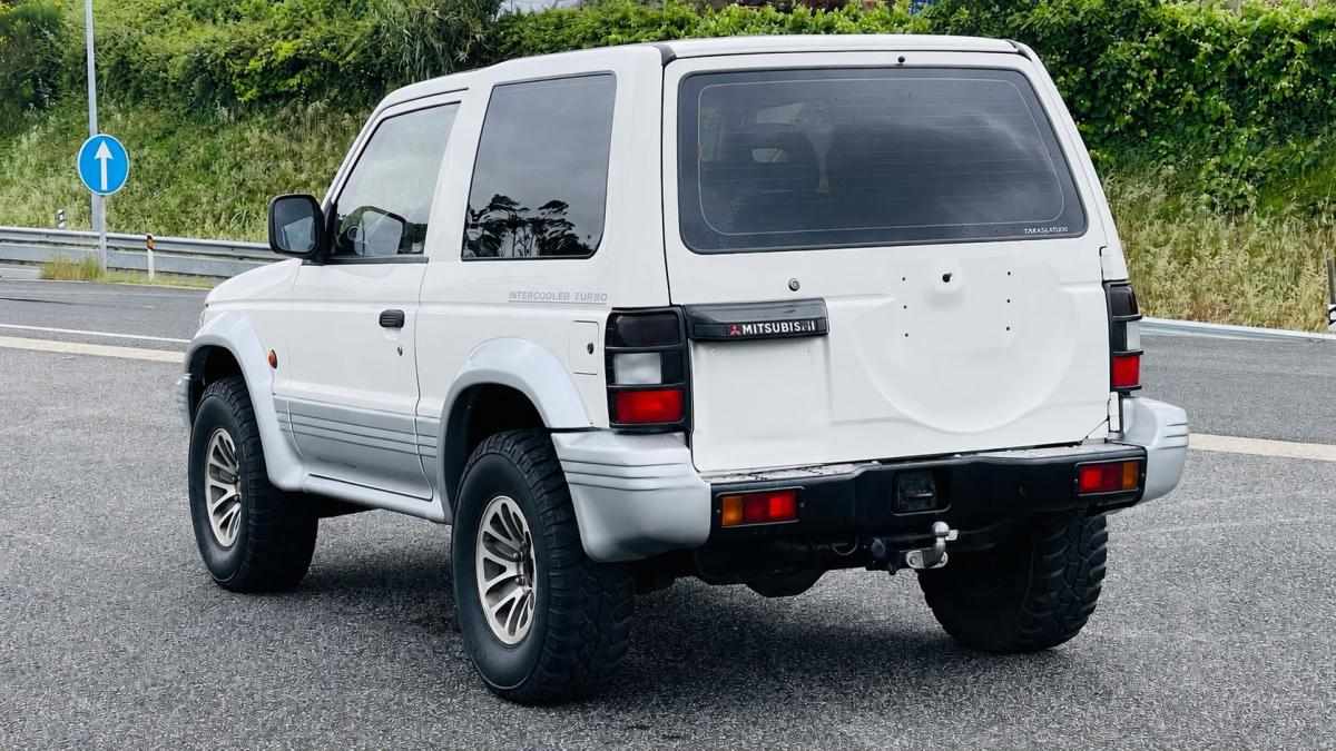 mitsubishi-pajero-2-5-td-4wd-1993-diesel-2477cc