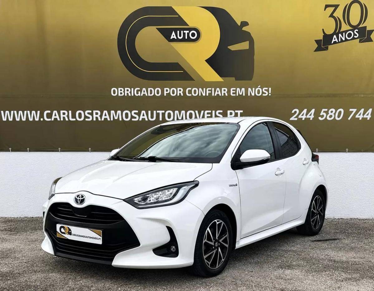 toyota-yaris-2021-hibrido-a-gasolina-1490cc