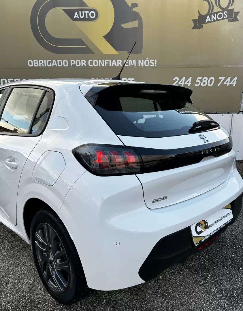 peugeot-208-2022-diesel-1499cc