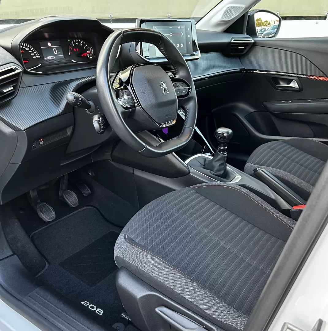 peugeot-208-2022-diesel-1499cc