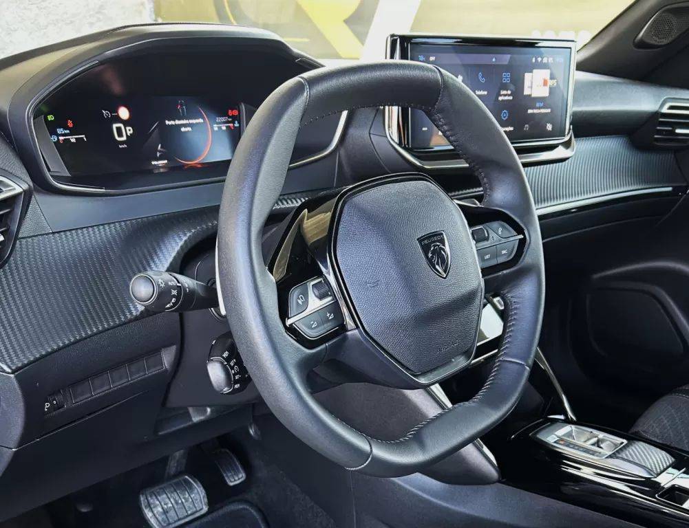 peugeot-2008-2024-gasolina-1199cc