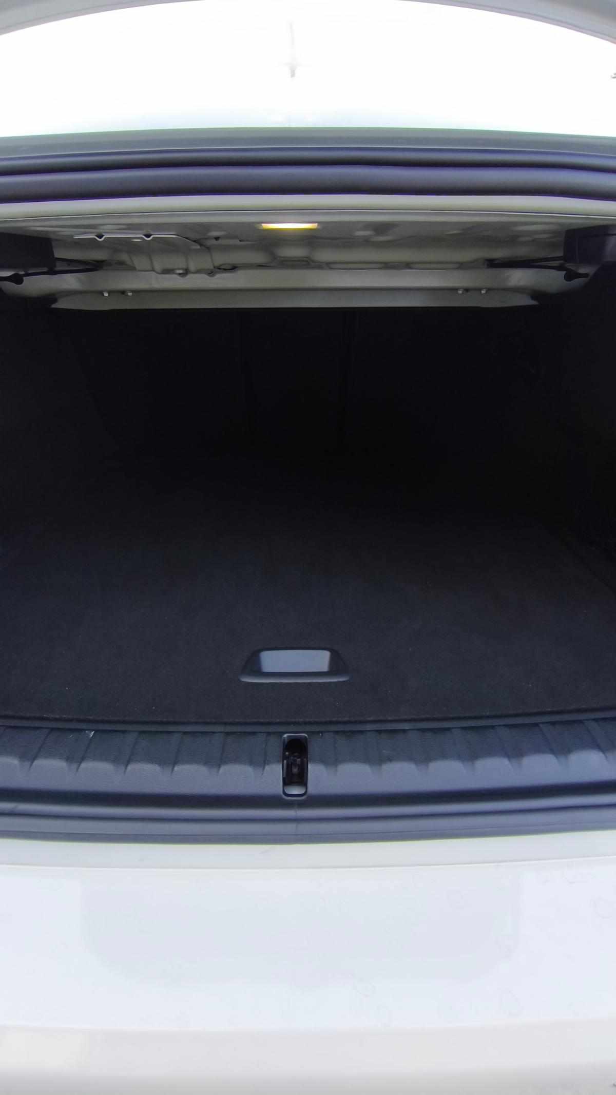bmw-serie-2-218i-2023-gasolina-1499cc
