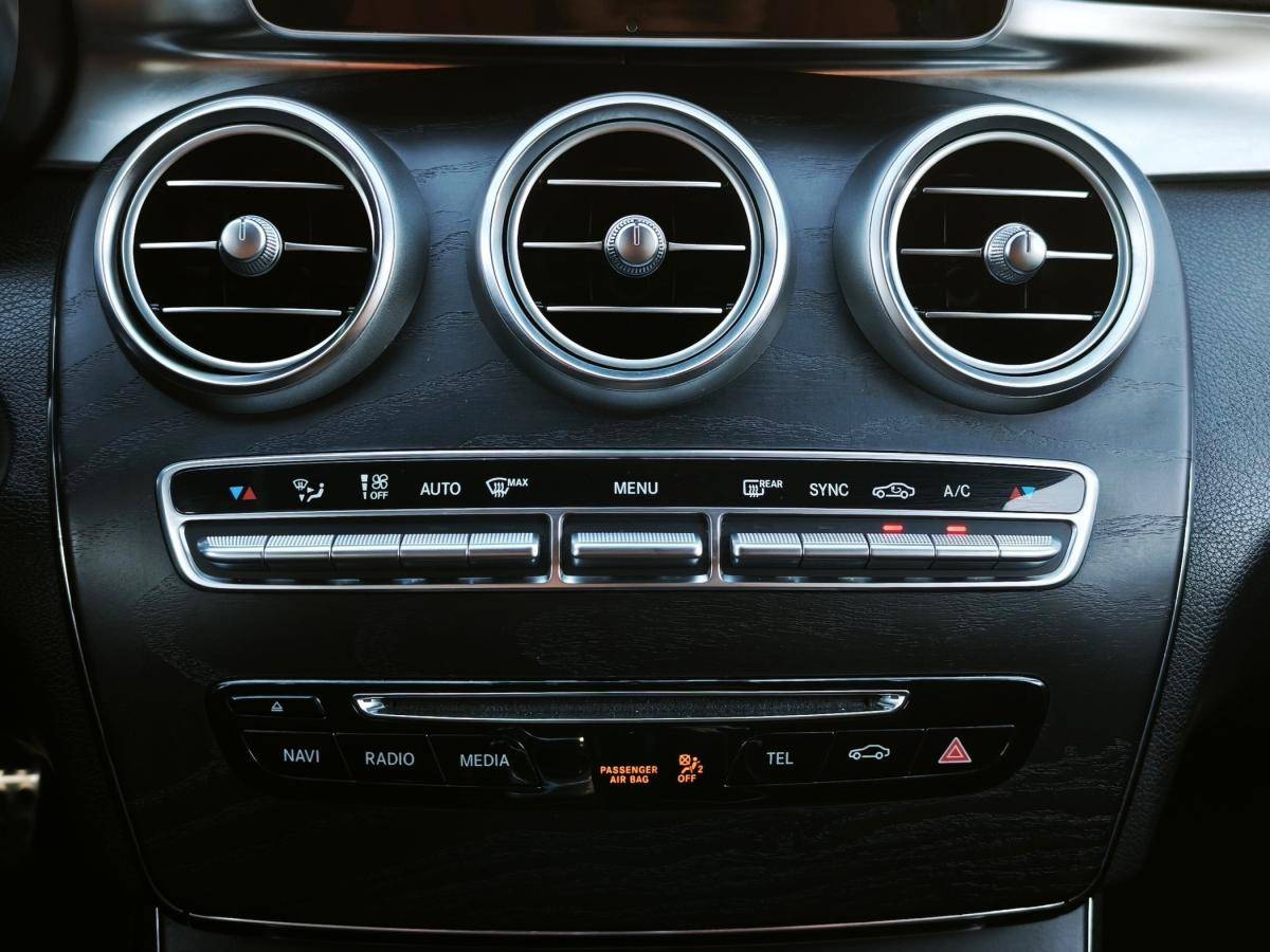 mercedes-benz-classe-c-2015-diesel-2143cc