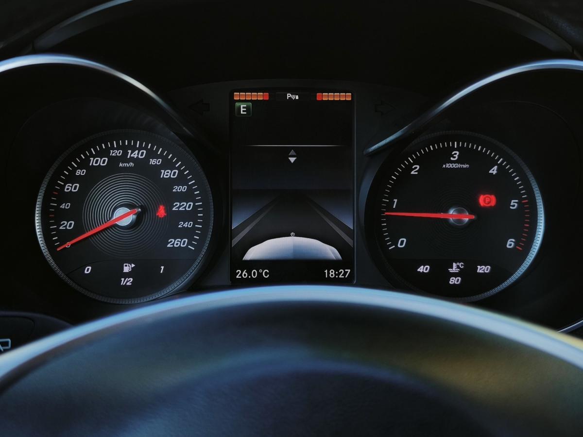 mercedes-benz-classe-c-2015-diesel-2143cc