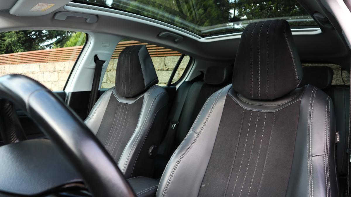 peugeot-308-2017-gasolina-1199cc
