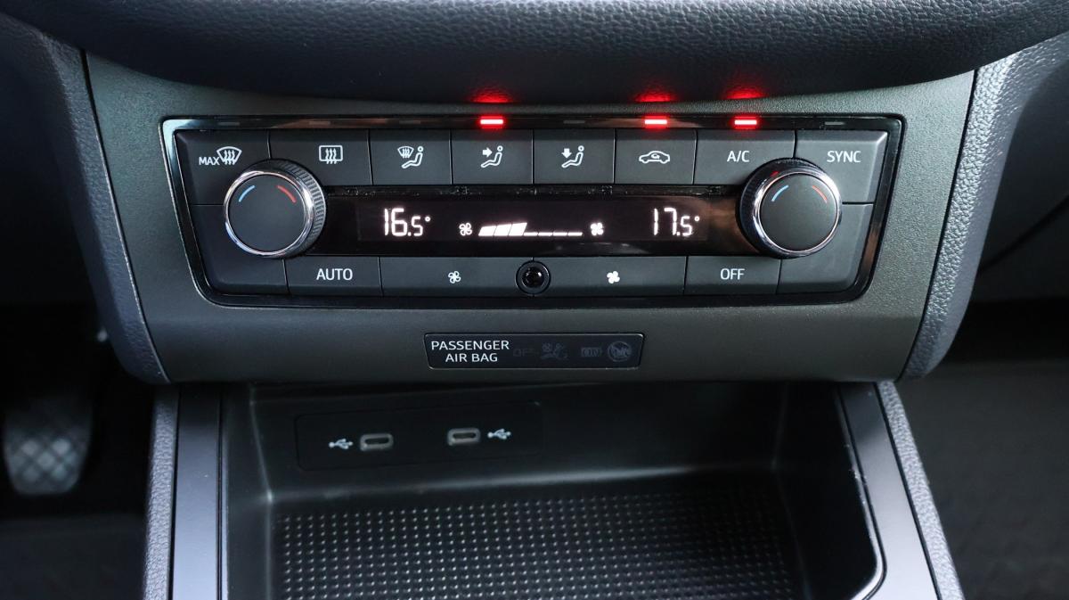 seat-ibiza-2021-gasolina-999cc