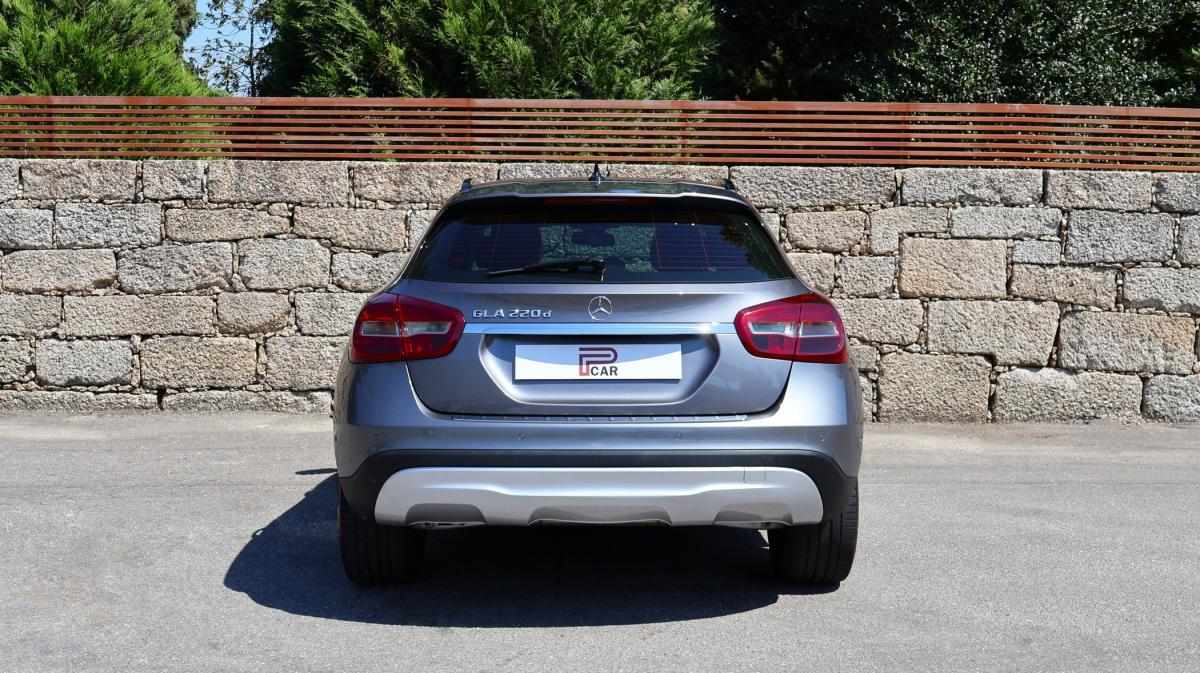 mercedes-benz-gla-2016-diesel-2143cc
