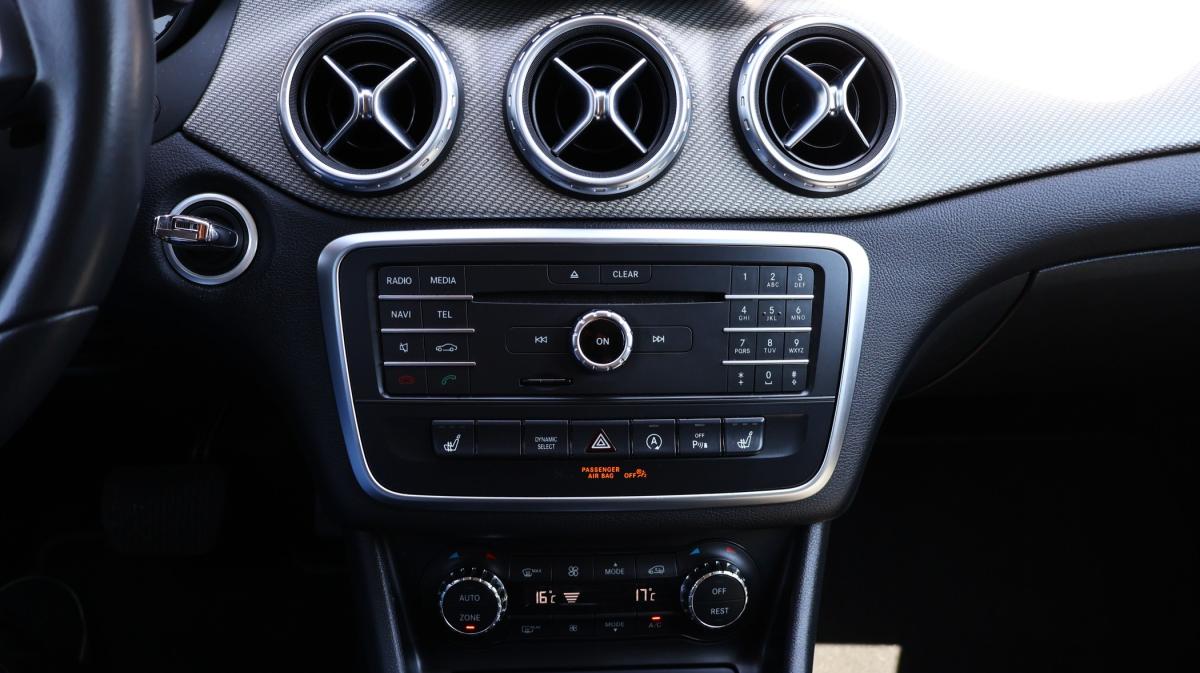 mercedes-benz-gla-2016-diesel-2143cc