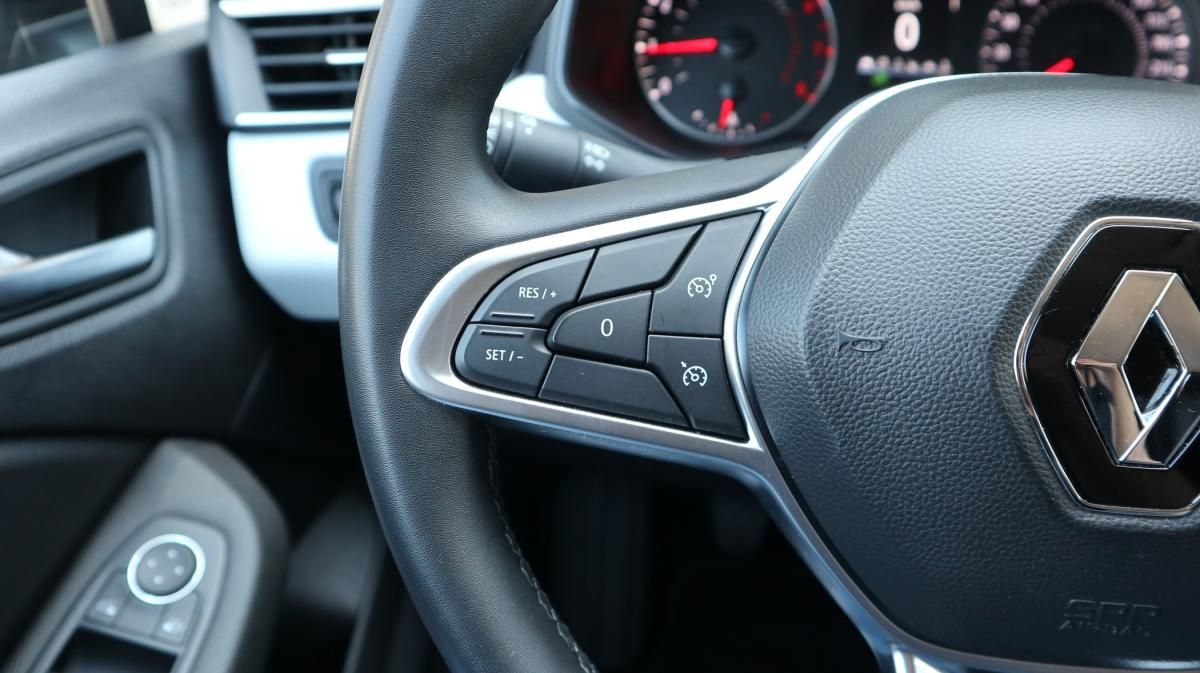 renault-clio-2023-gpl-999cc