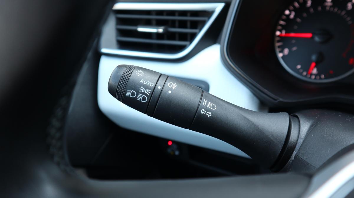 renault-clio-2023-gpl-999cc