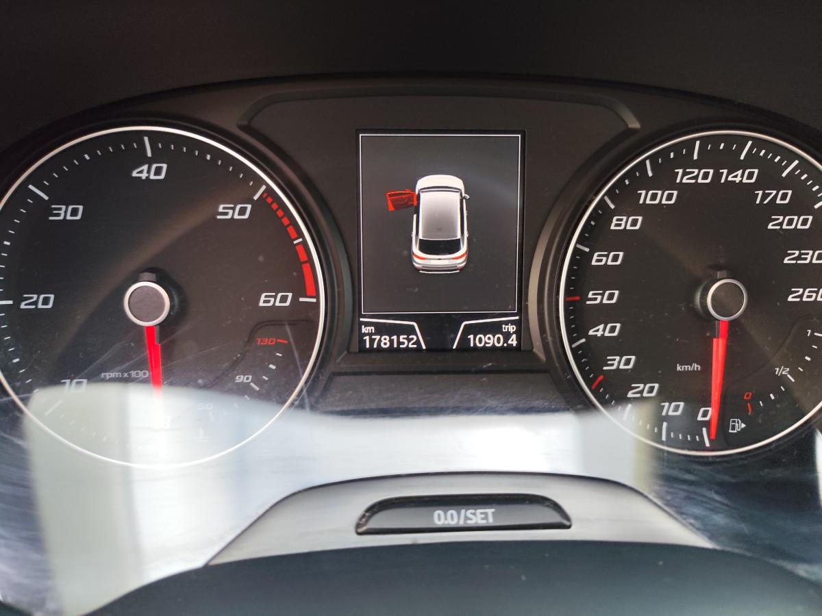 seat-ateca-2017-diesel-1598cc