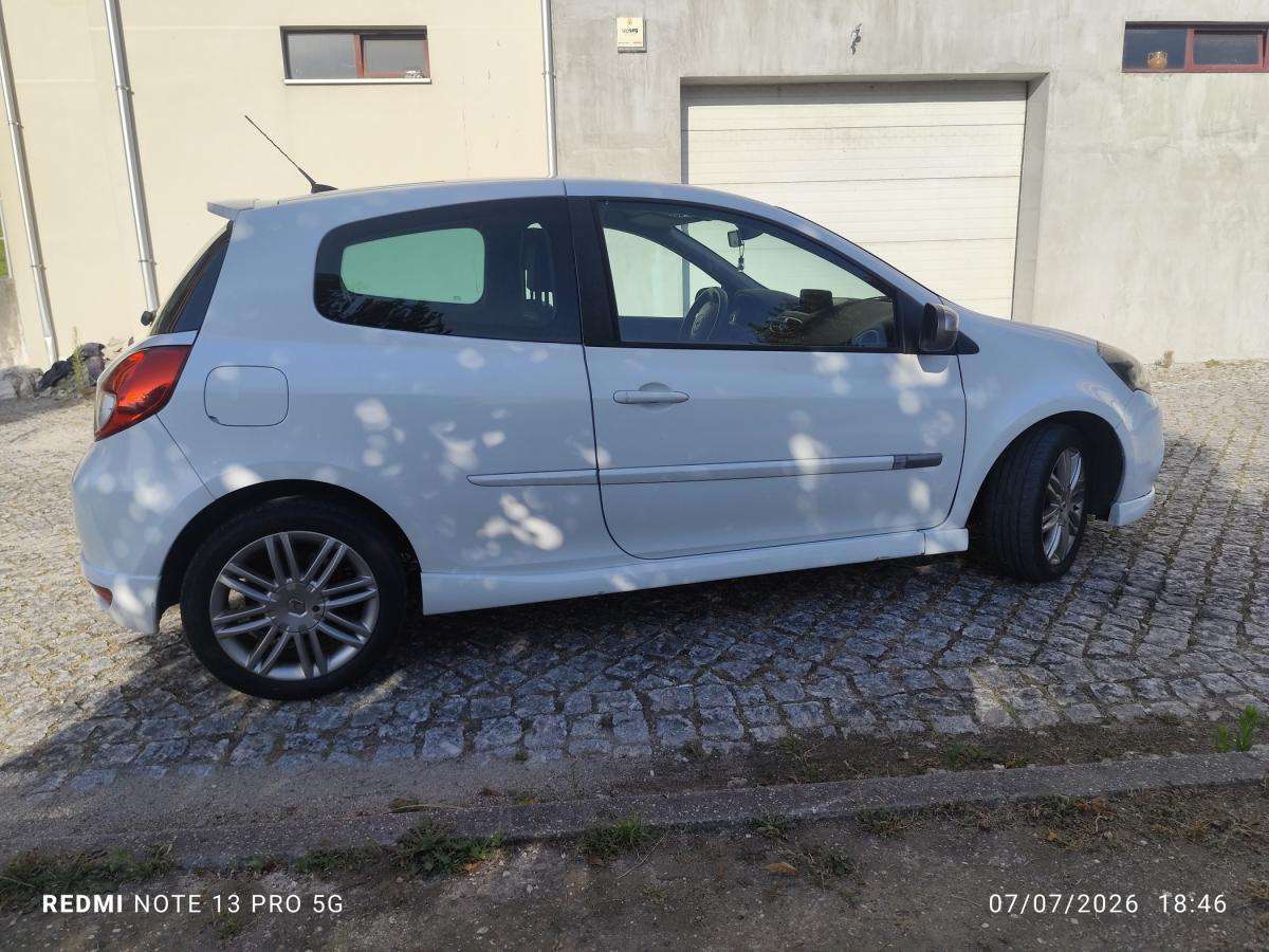 renault-clio-2011-diesel-1461cc