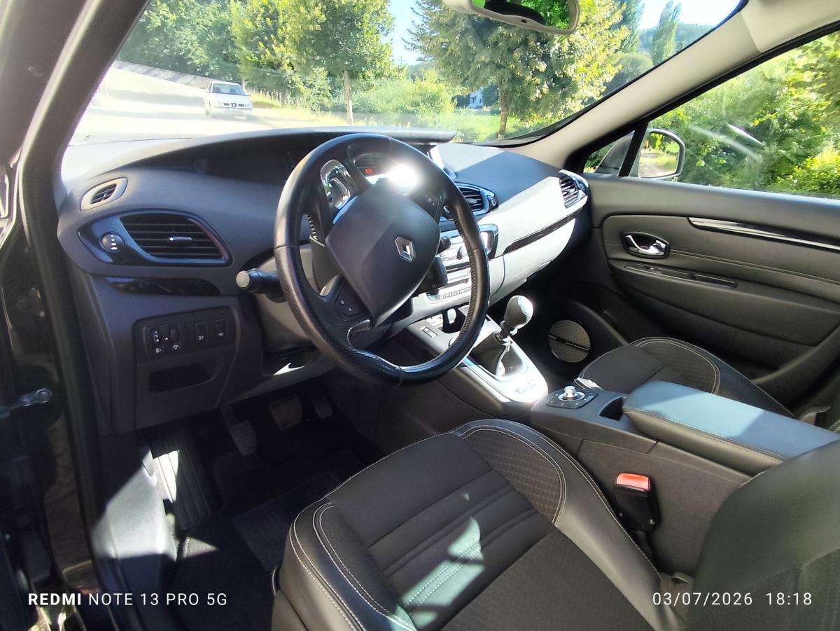 renault-grand-scenic-2016-diesel-1598cc