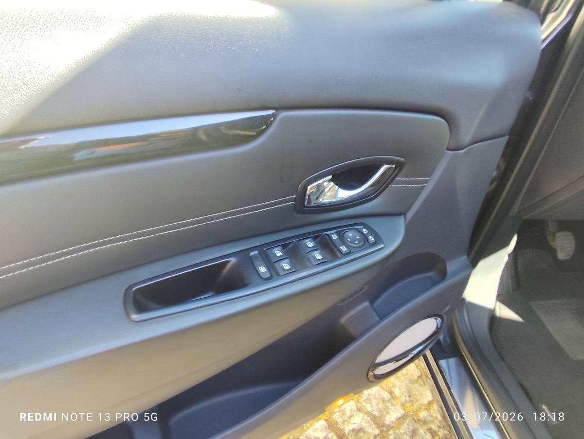 renault-grand-scenic-2016-diesel-1598cc