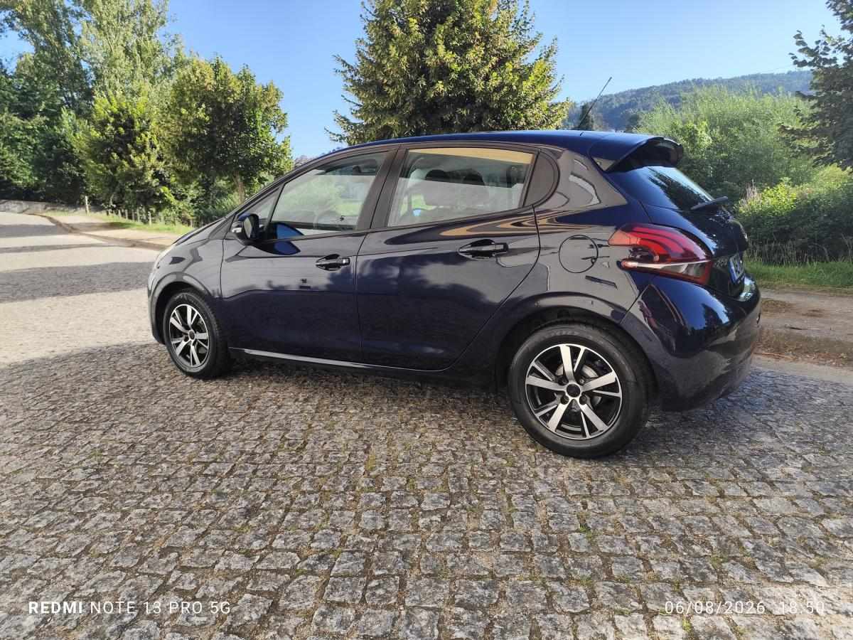 peugeot-208-2016-gasolina-1199cc