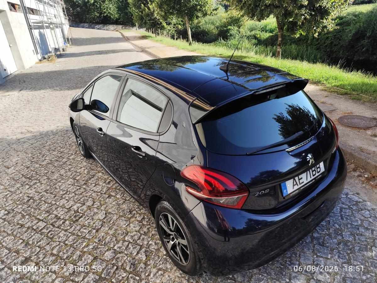 peugeot-208-2016-gasolina-1199cc