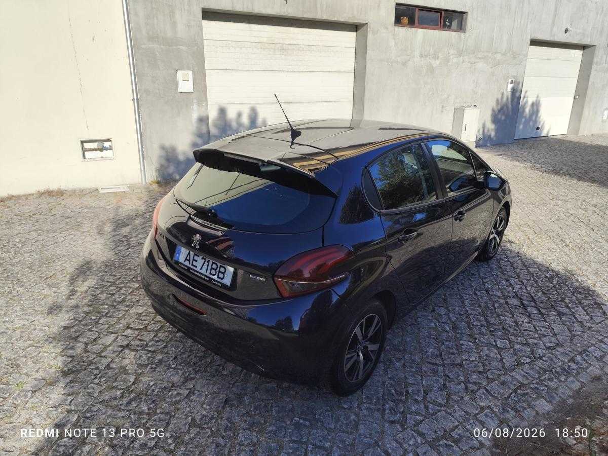 peugeot-208-2016-gasolina-1199cc