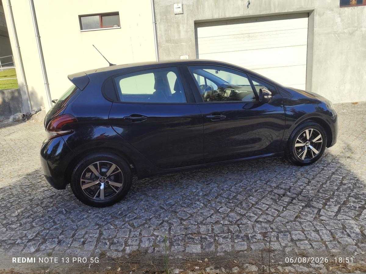 peugeot-208-2016-gasolina-1199cc