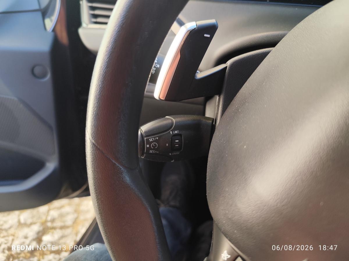 peugeot-208-2016-gasolina-1199cc