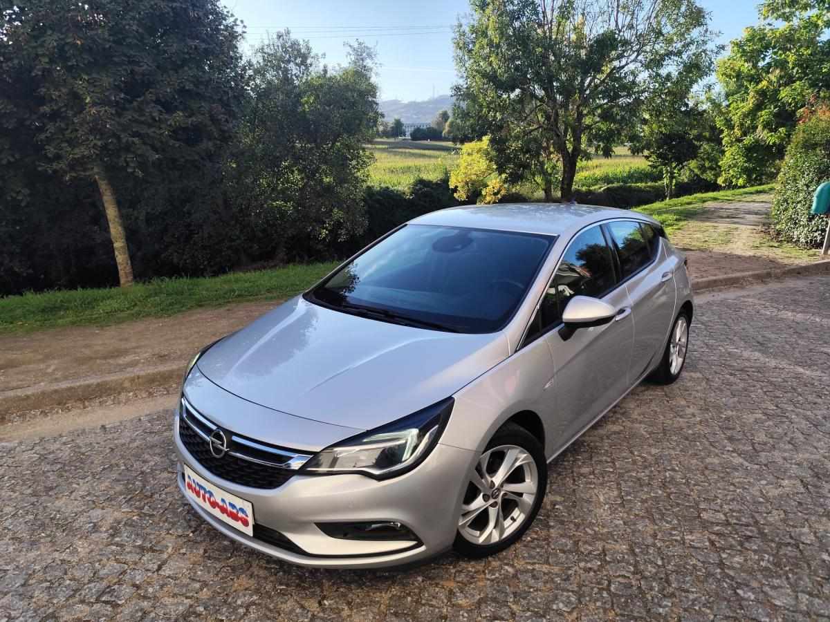 opel-astra-2019-gasolina-999cc