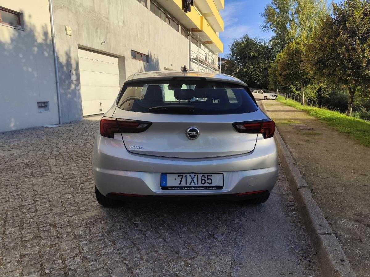 opel-astra-2019-gasolina-999cc
