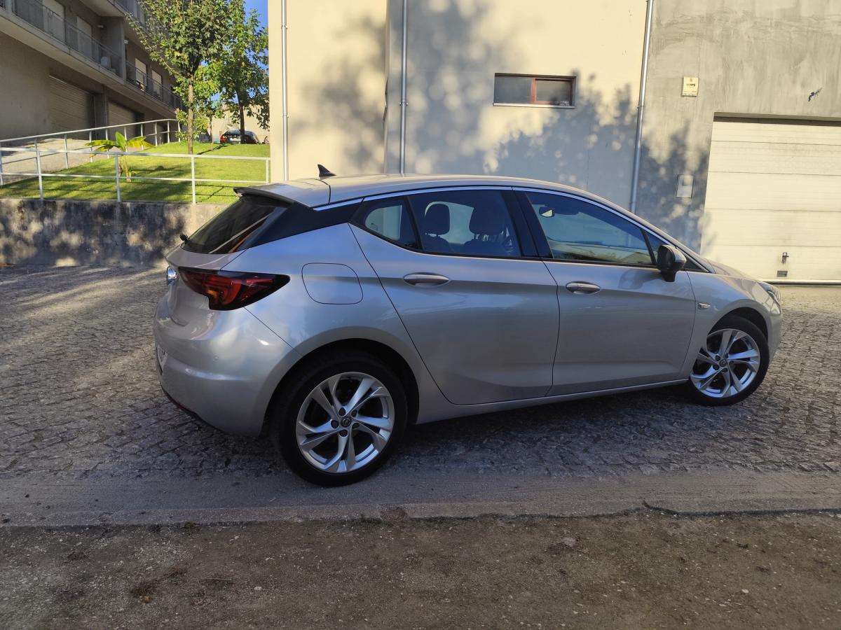 opel-astra-2019-gasolina-999cc