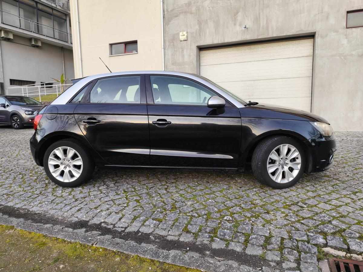audi-a1-sportback-2012-diesel-1598cc
