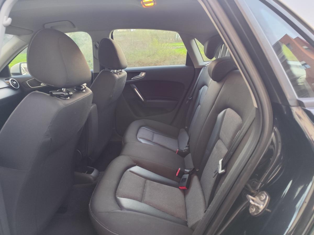 audi-a1-sportback-2012-diesel-1598cc