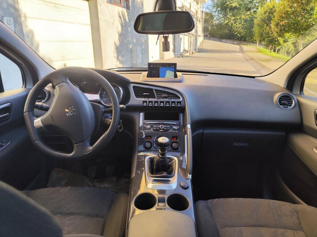 peugeot-3008-2013-diesel-1560cc