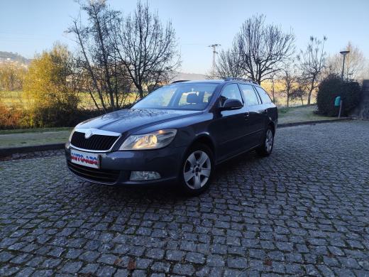 skoda-octavia-break-2010-diesel-1598cc
