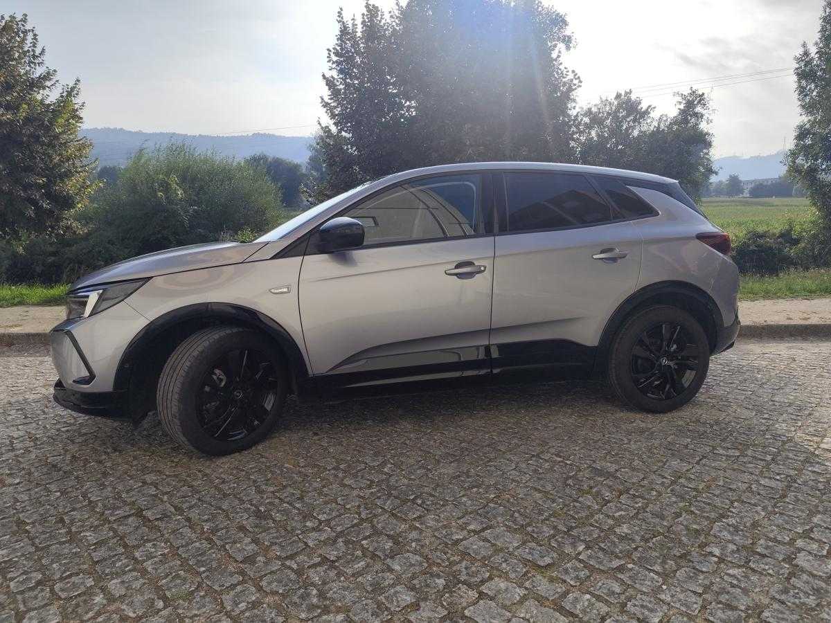opel-grandland-2023-diesel-1499cc