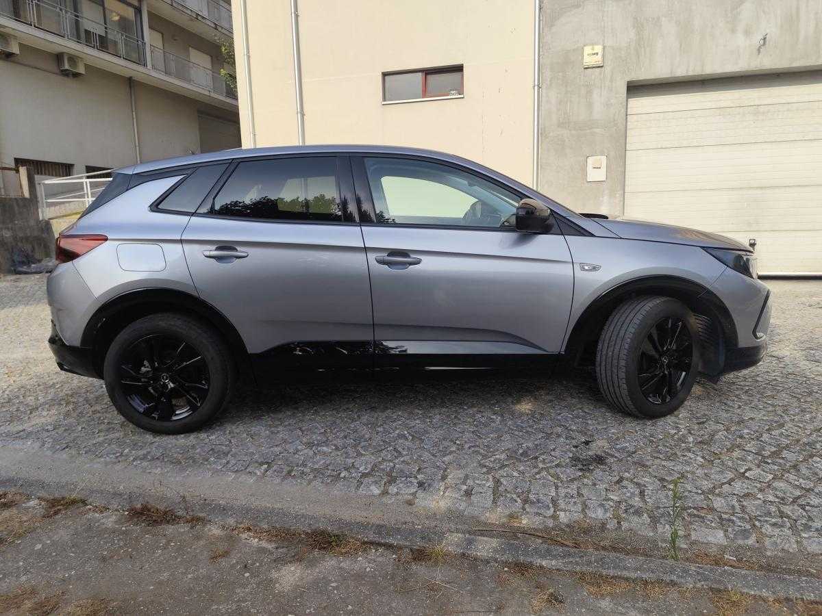 opel-grandland-2023-diesel-1499cc