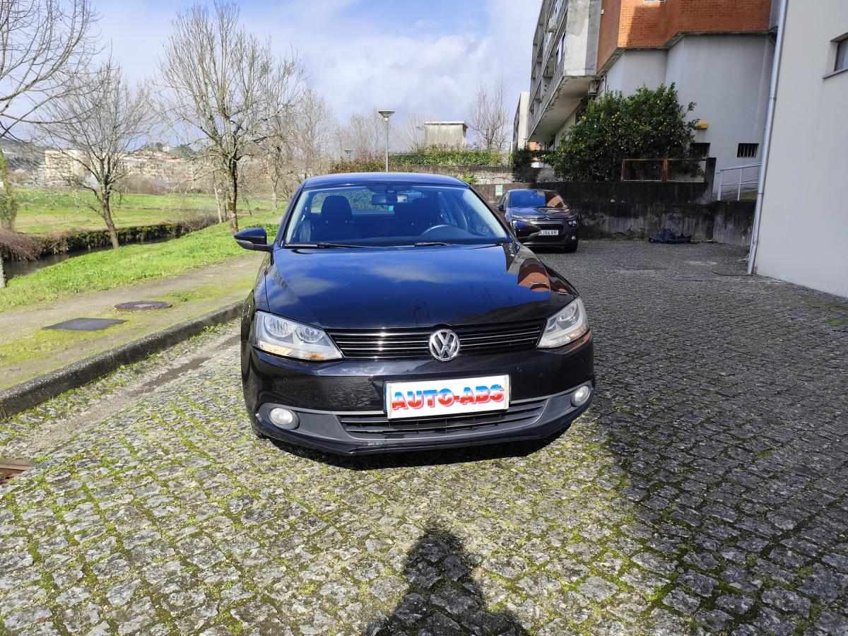 volkswagen-jetta-2011-diesel-1598cc