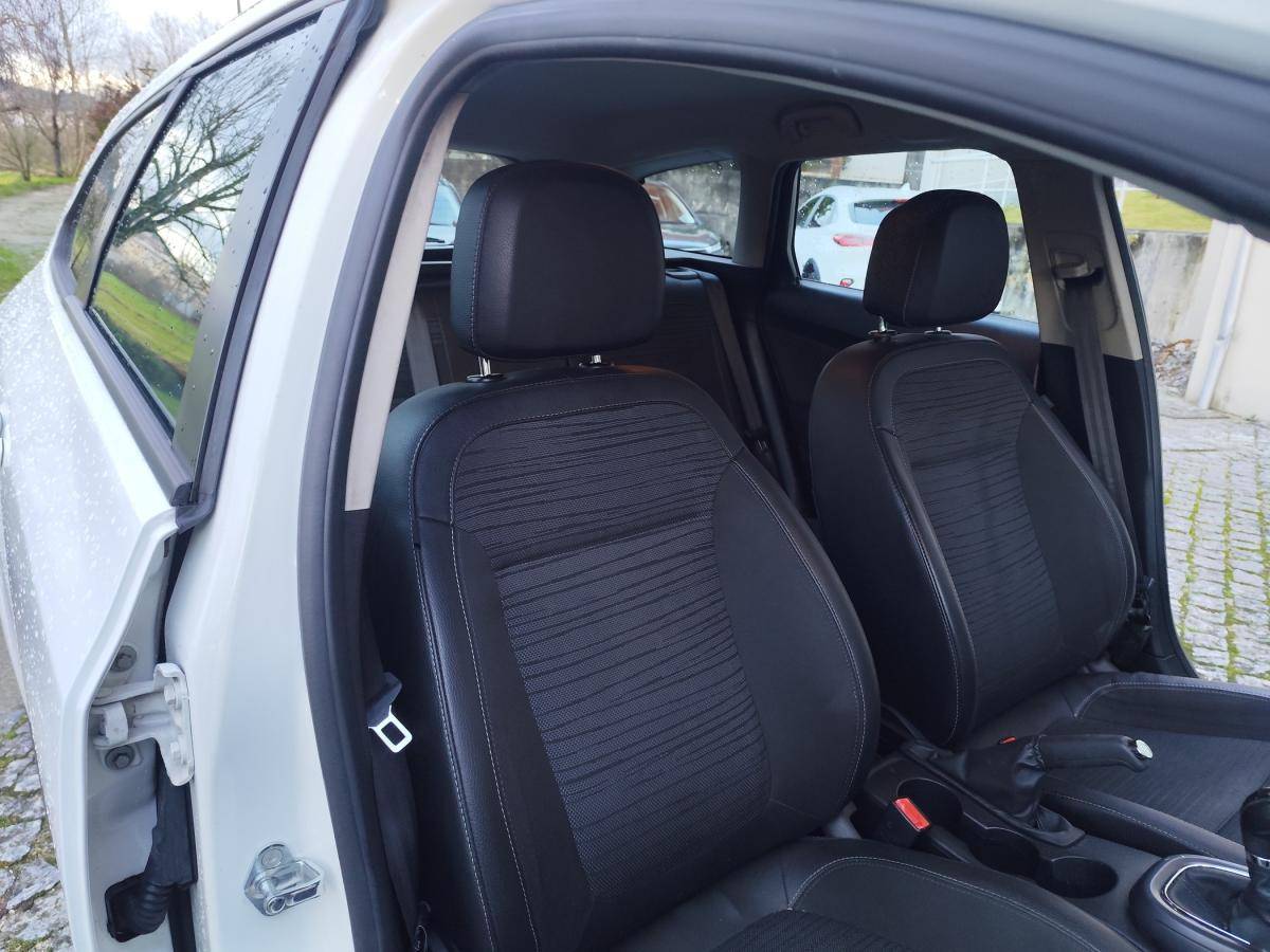 opel-astra-sport-tourer-2015-diesel-1248cc