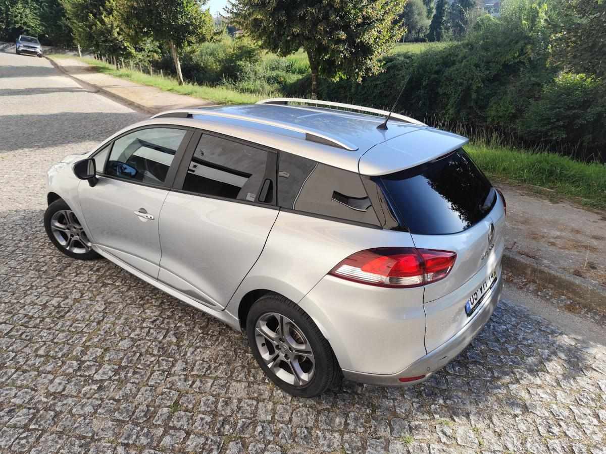 renault-clio-sport-tourer-2018-diesel-1461cc