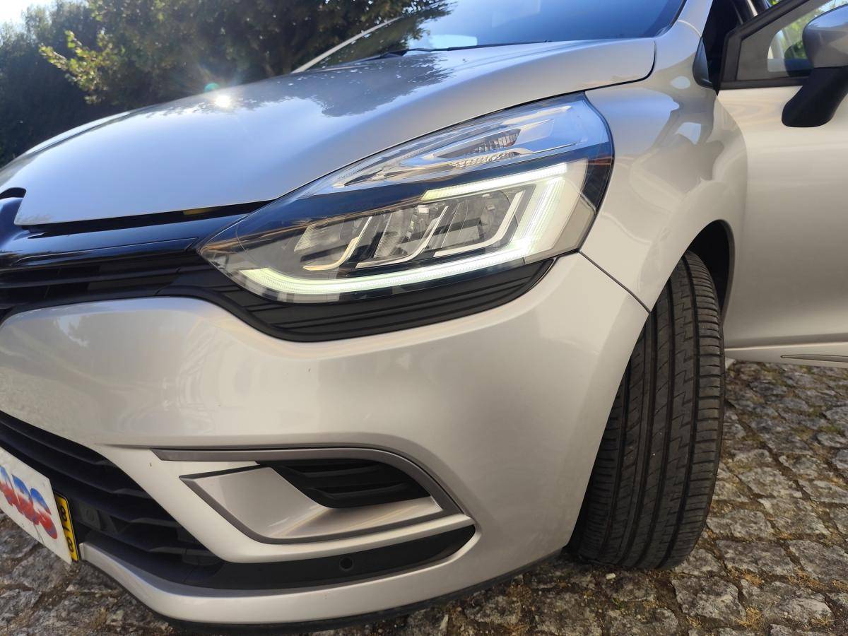 renault-clio-sport-tourer-2018-diesel-1461cc