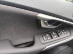 volvo-v40-cross-country-2014-diesel-1560cc