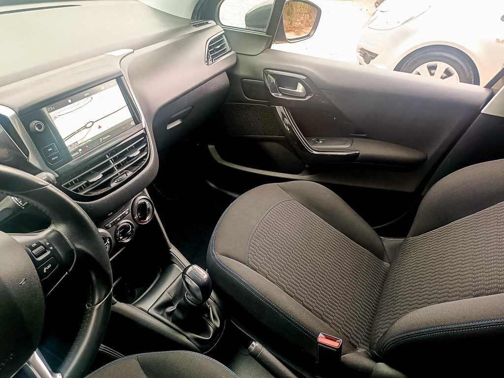 peugeot-208-1-2-vti-2019-gasolina-1199cc