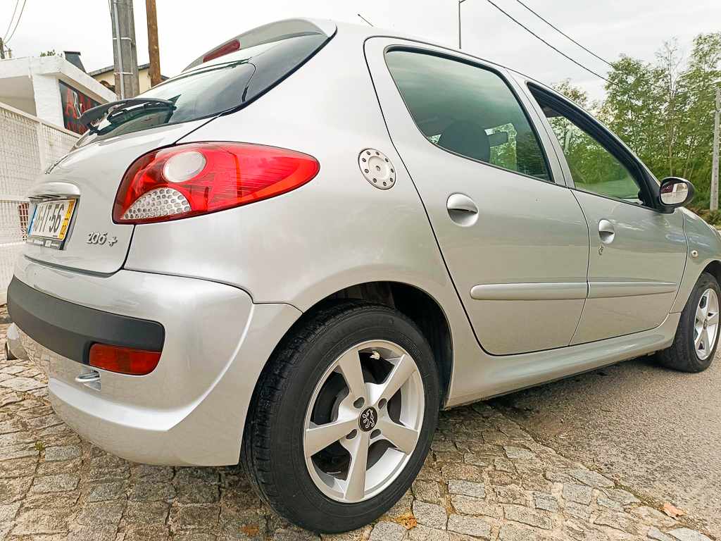 peugeot-206-1-1-2010-gasolina-1124cc