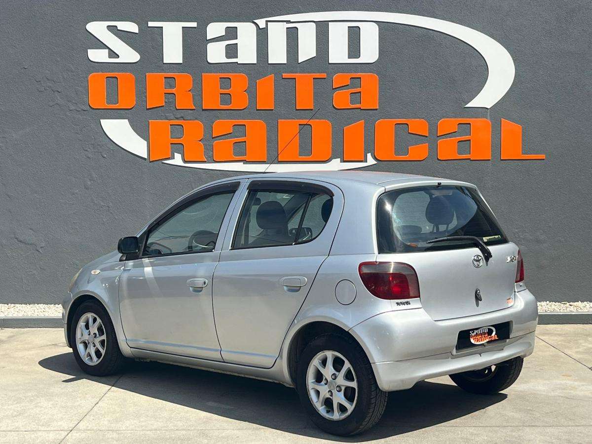 toyota-yaris-2000-gasolina-998cc