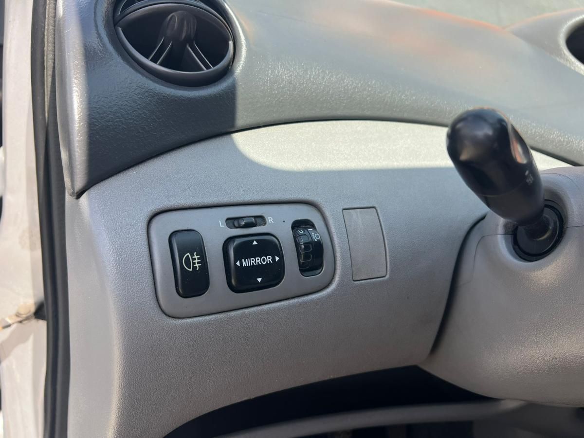 toyota-yaris-2000-gasolina-998cc