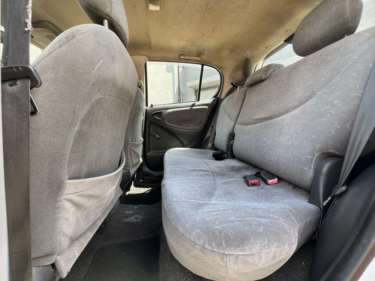 toyota-yaris-2000-gasolina-998cc