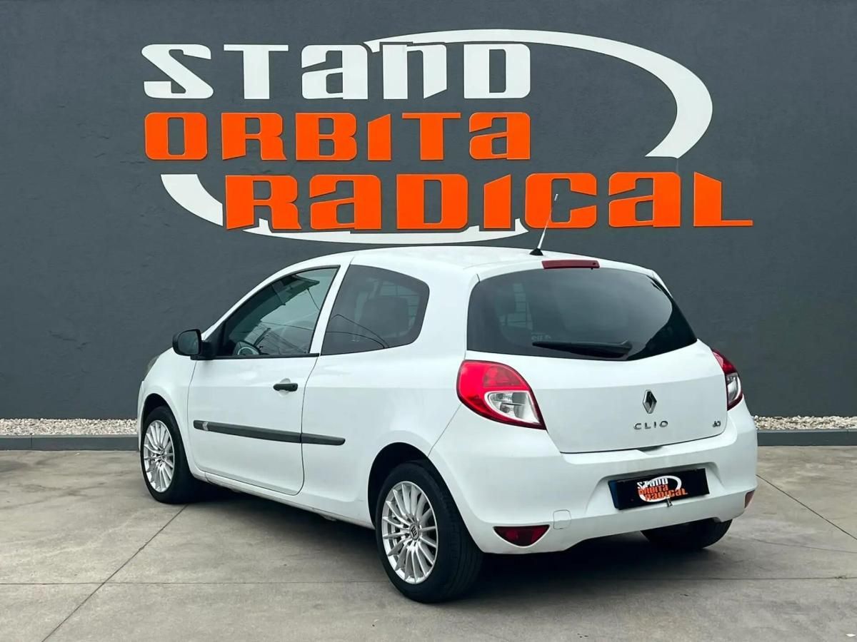 renault-clio-2011-diesel-1461cc
