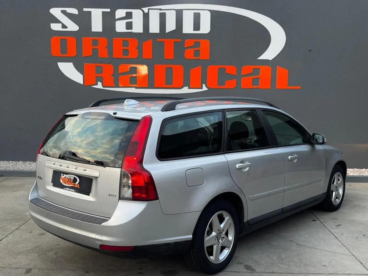 volvo-v50-2008-diesel-1560cc