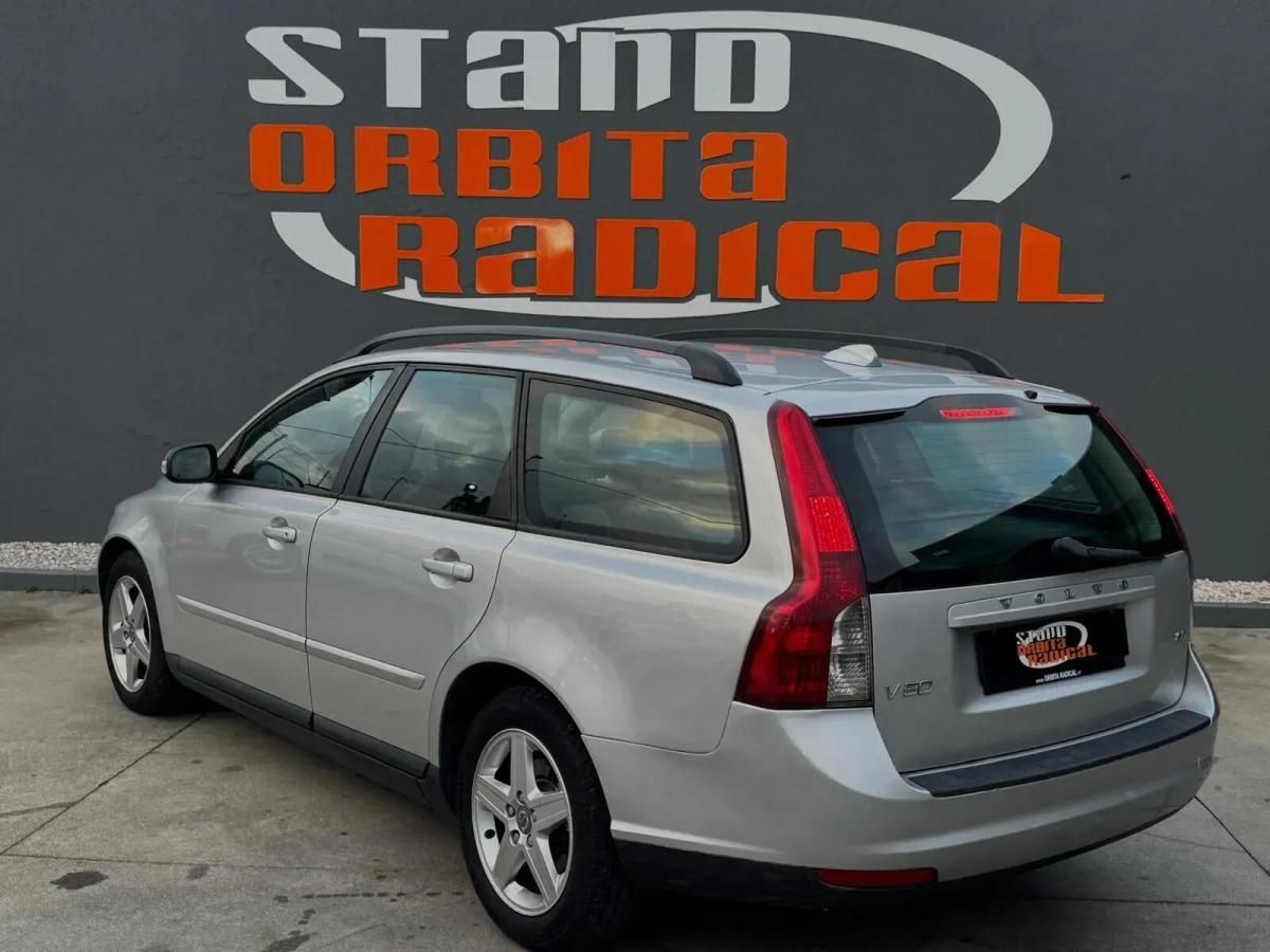 volvo-v50-2008-diesel-1560cc
