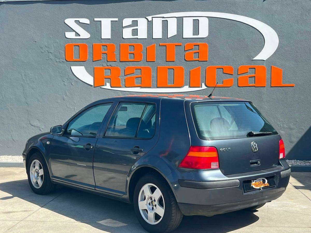 volkswagen-golf-2000-gasolina-1390cc