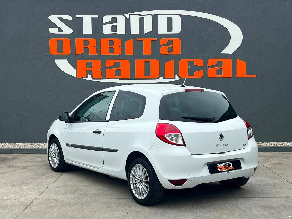 renault-clio-2011-diesel-1461cc