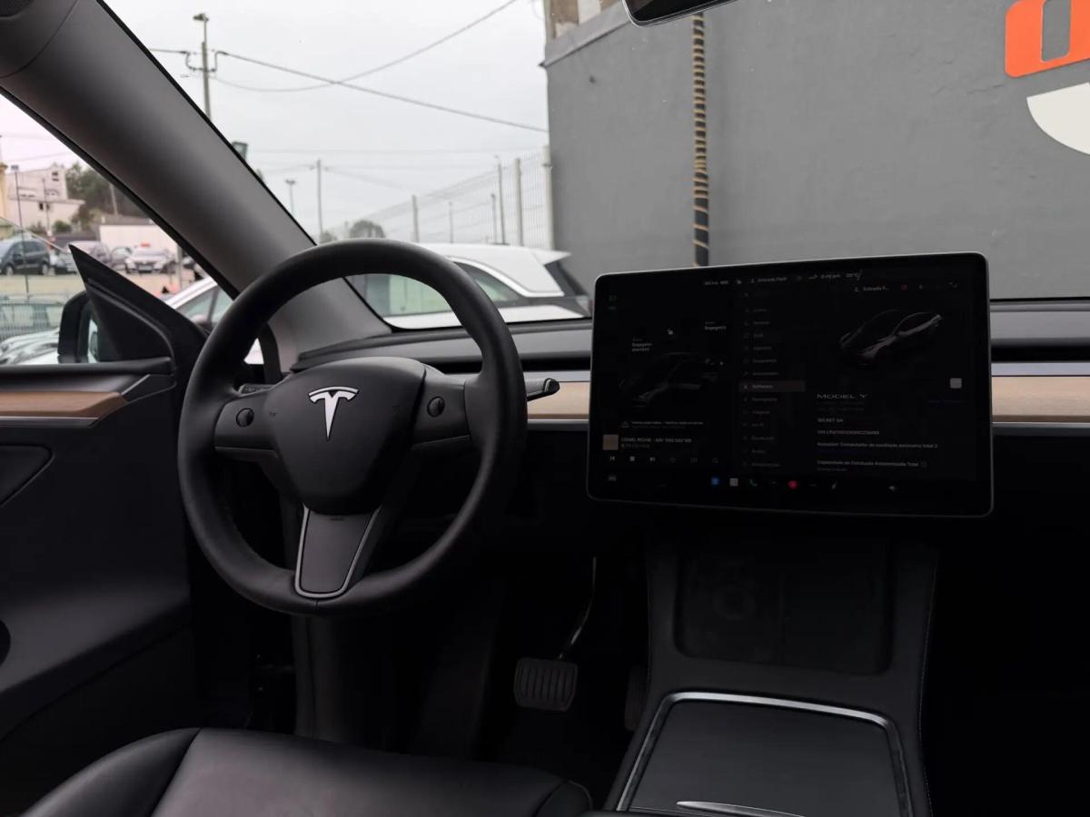 tesla-model-y-2022-eletrico-0cc
