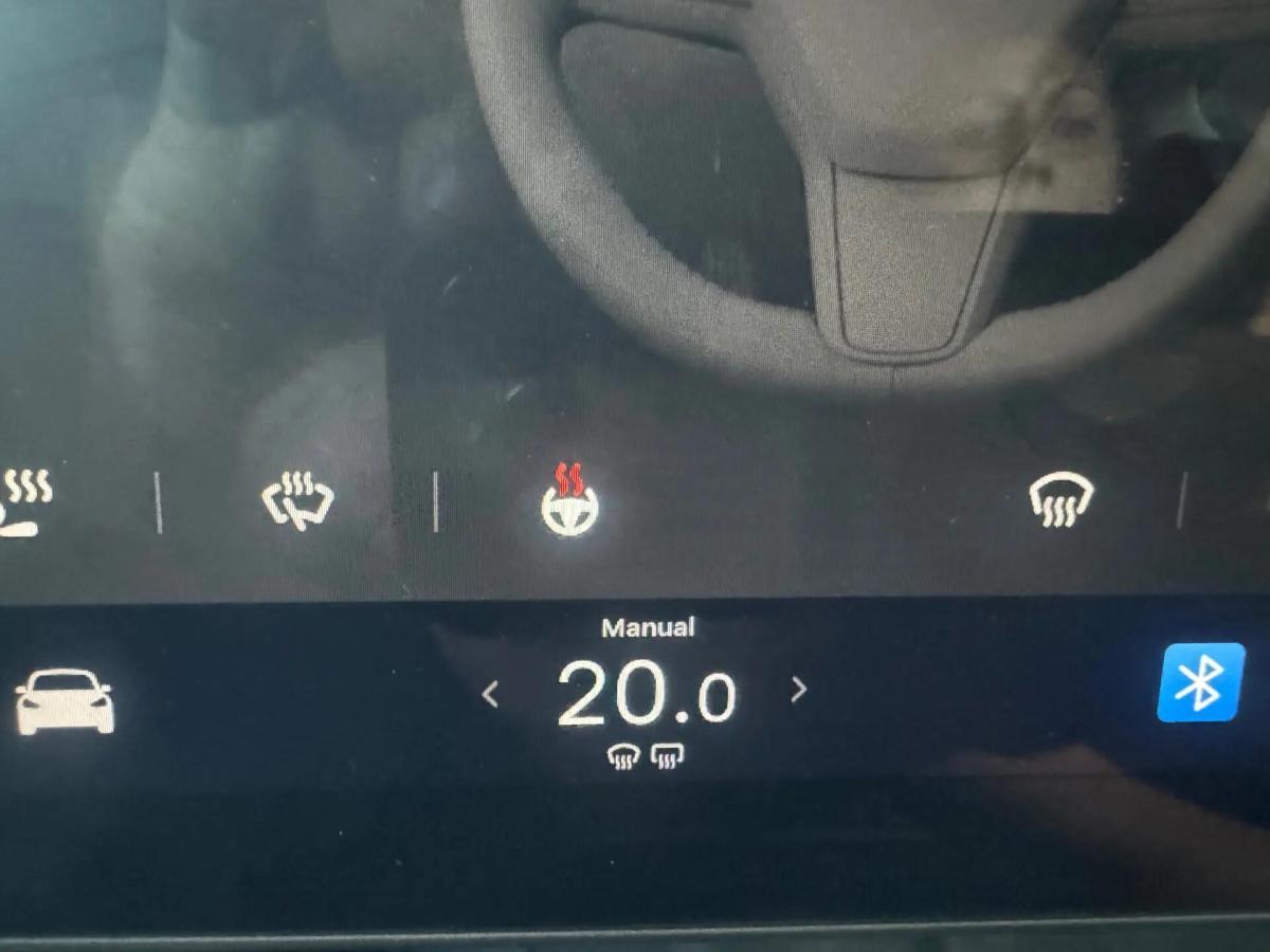 tesla-model-y-2022-eletrico-0cc