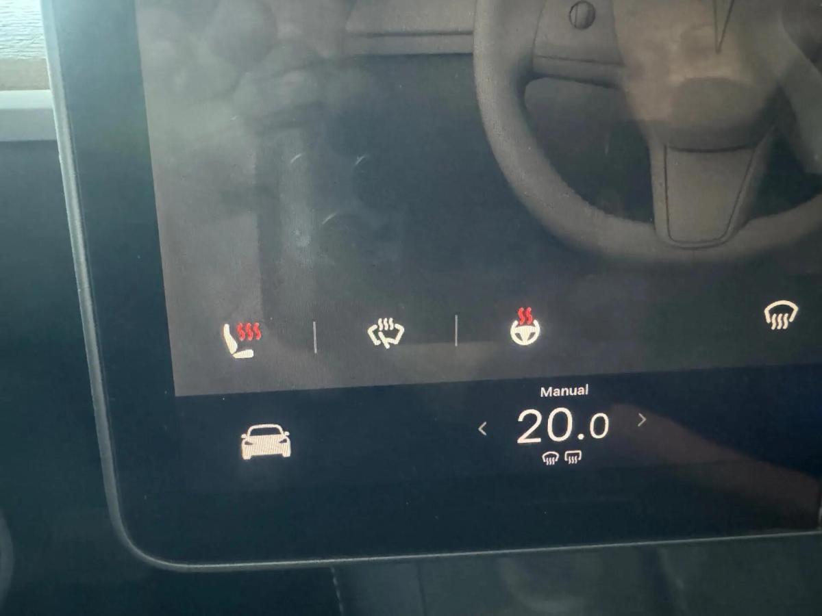 tesla-model-y-2022-eletrico-0cc